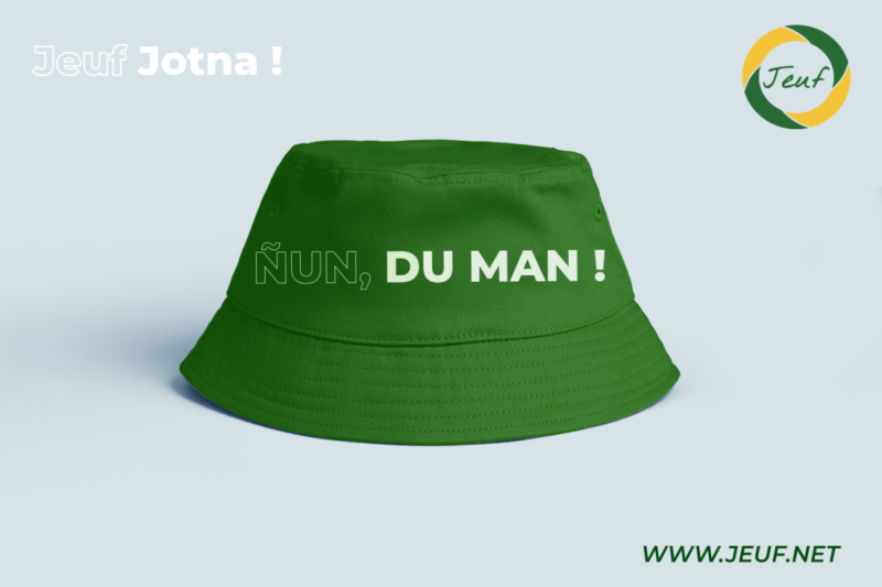 Free Sbucket Hat Mockup Copie